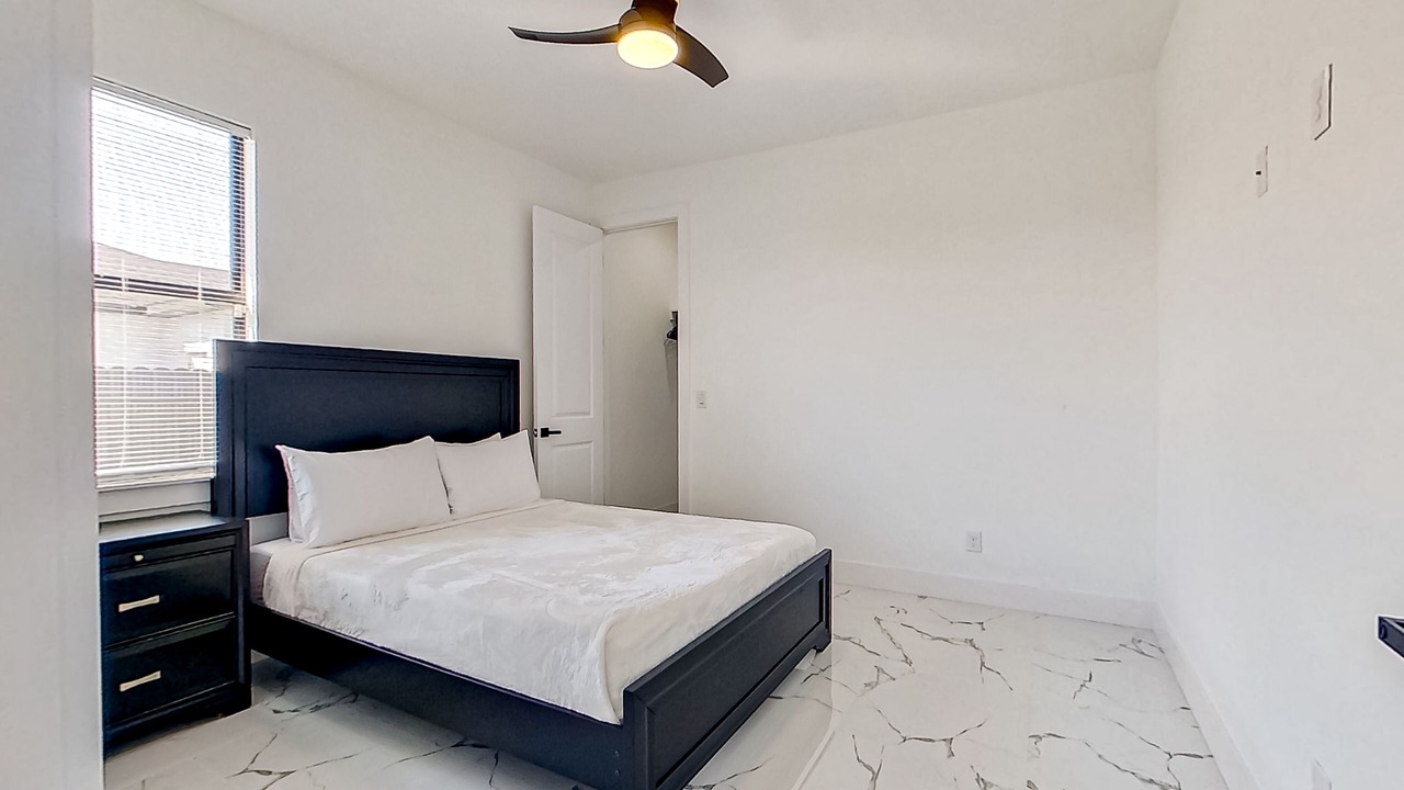 Photo of Bedroom in Diplomat