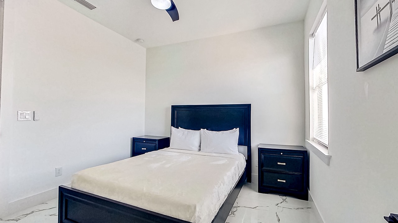 Photo of Bedroom in Diplomat