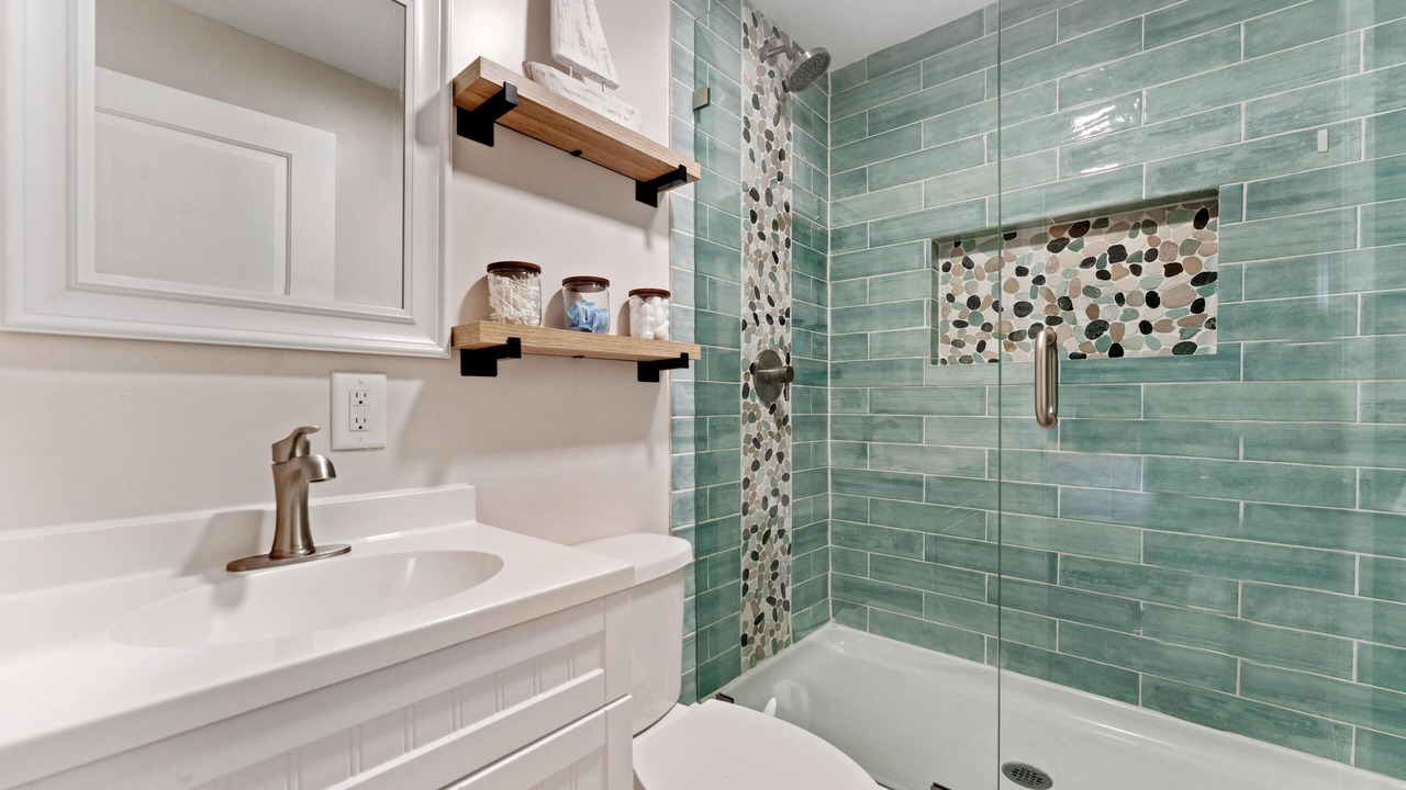 Photo of Bathroom in Jensen Beach