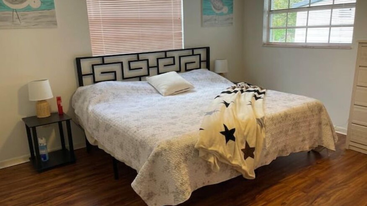 Photo of Bedroom in Sylvan Shores