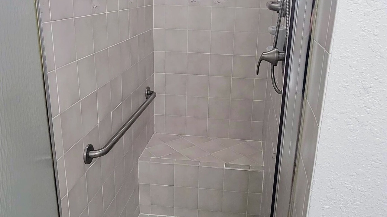 Photo of Bathroom in Fowlers