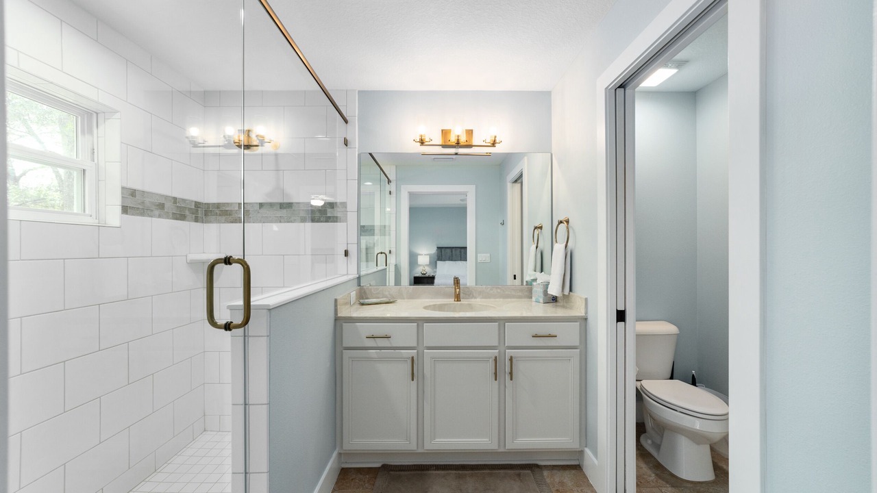Photo of Bathroom in Fellowship