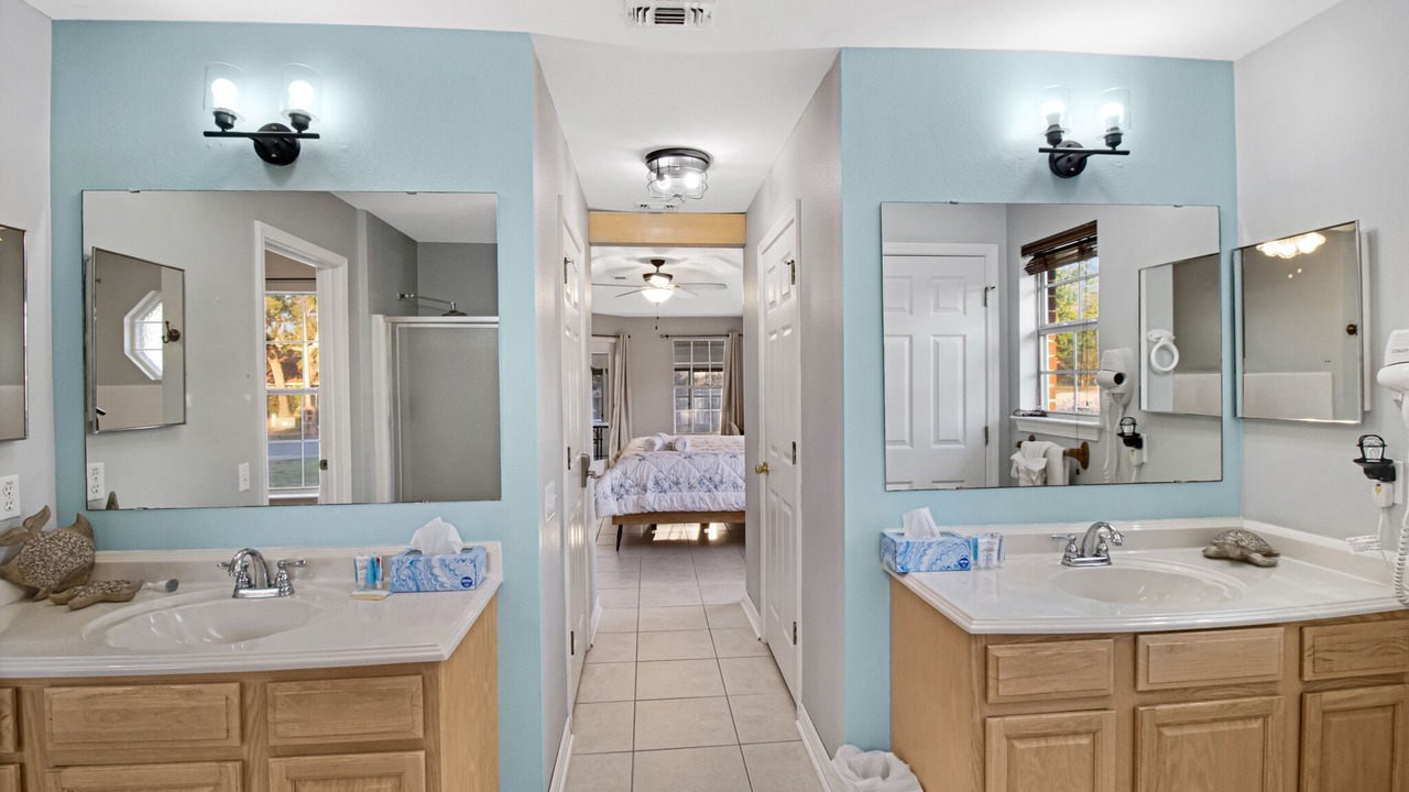 Photo of Bathroom in Gulf Breeze