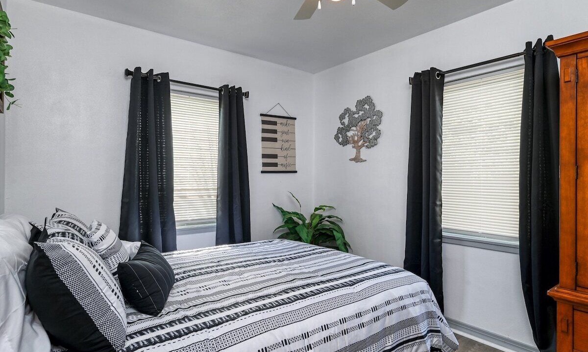 Photo of Bedroom in Palatka