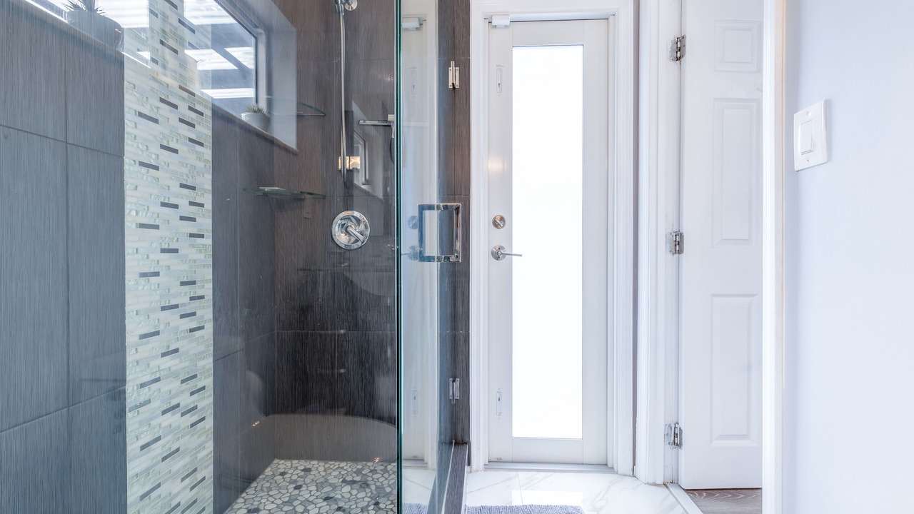 Photo of Bathroom in Hallandale Beach