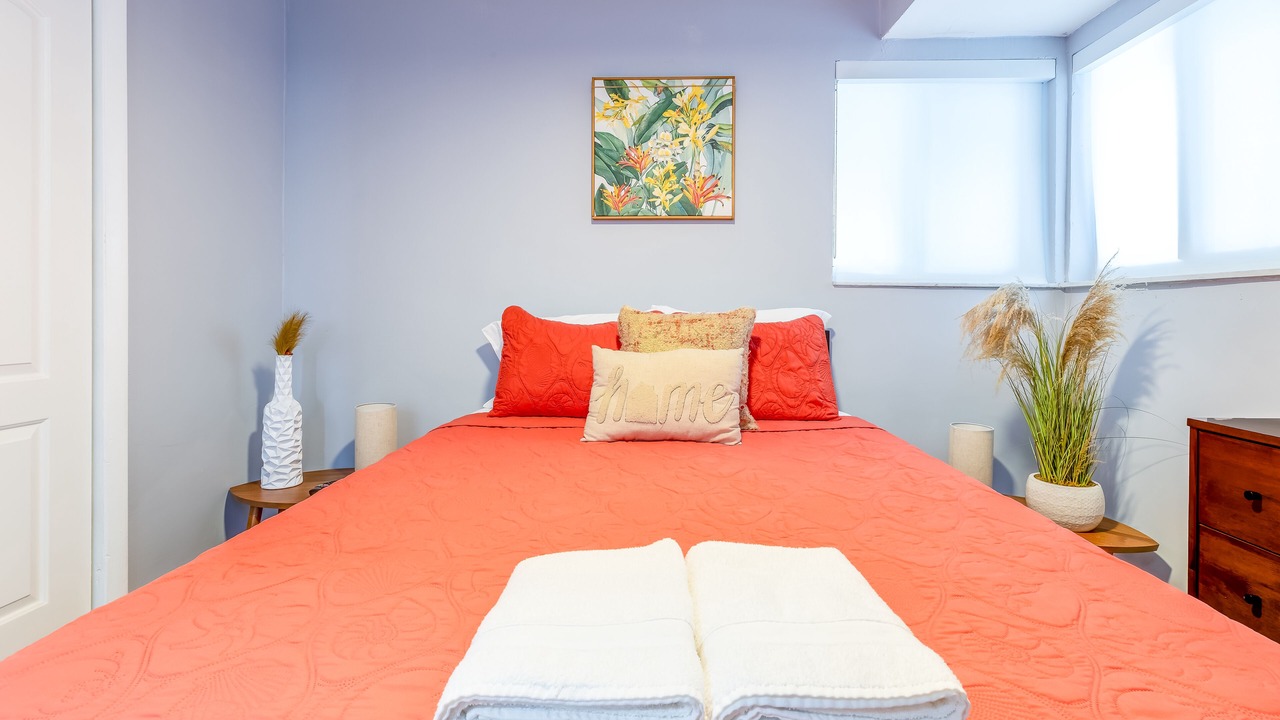 Photo of Bedroom in Hallandale Beach
