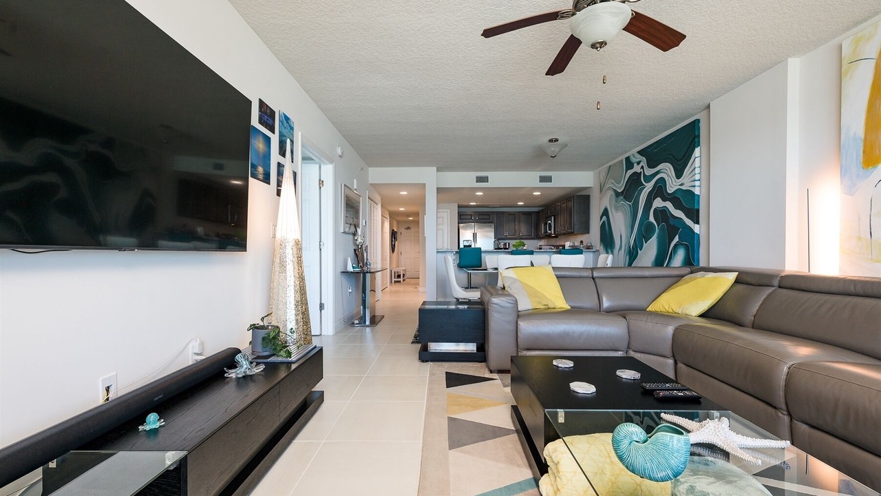 Photo of Livingroom in Ocean View Halifax Estates