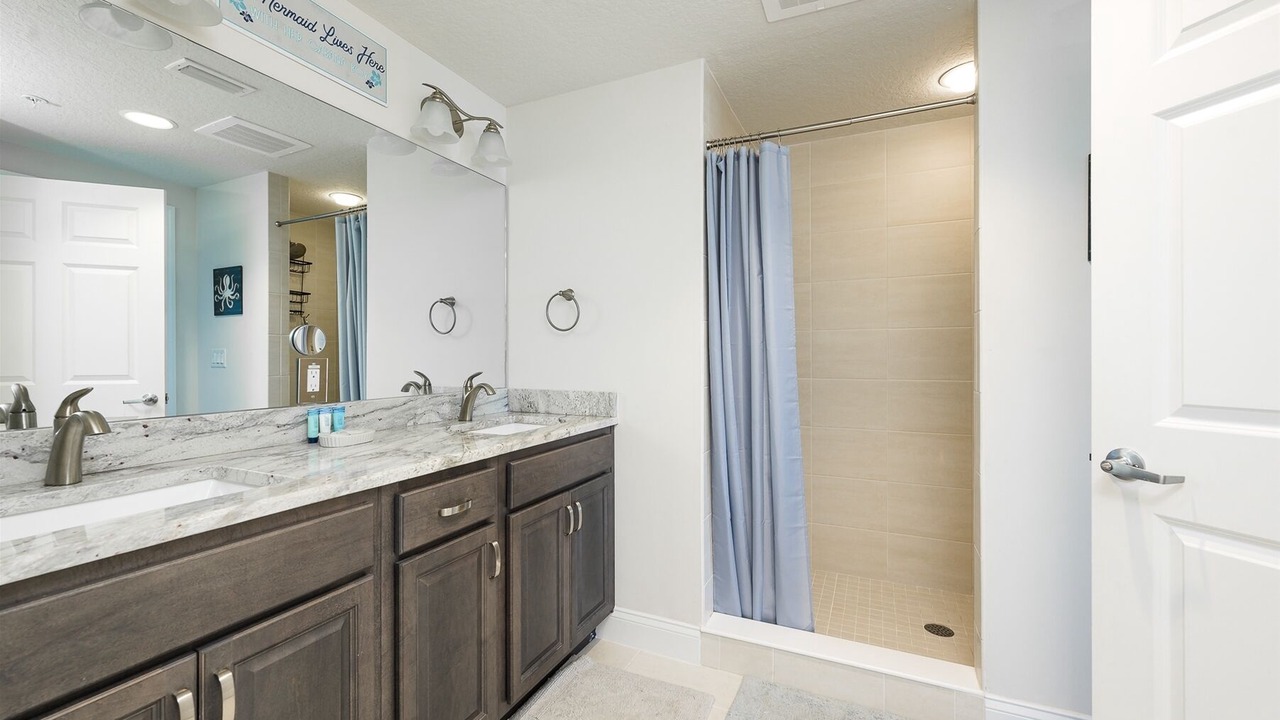 Photo of Bathroom in Ocean View Halifax Estates