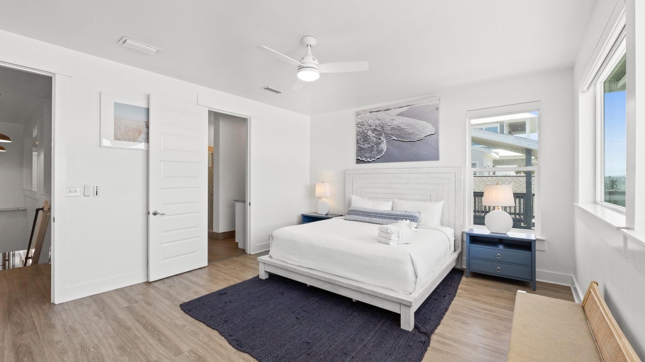 Photo of Bedroom in Laguna Beach Estates