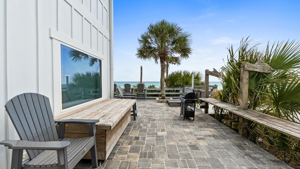Photo of Patio Balcony in Laguna Beach Estates
