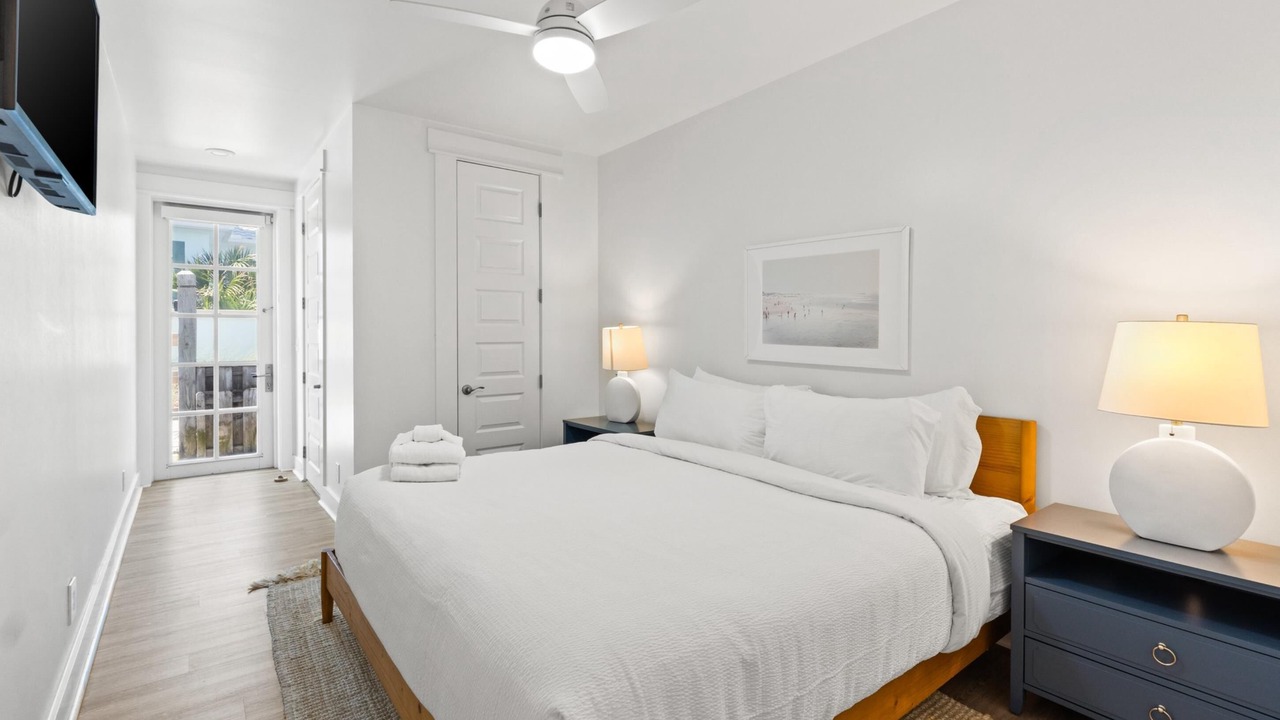 Photo of Bedroom in Laguna Beach Estates