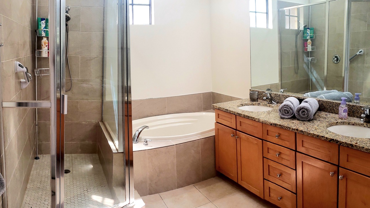 Photo of Bathroom in Ole
