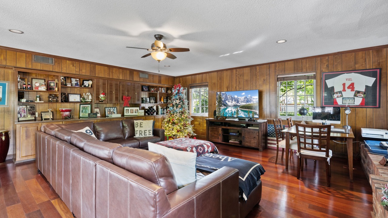 Photo of Livingroom in Palmetto Bay