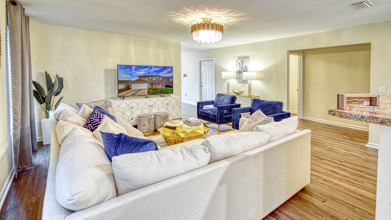 Photo of Livingroom in Tallahassee
