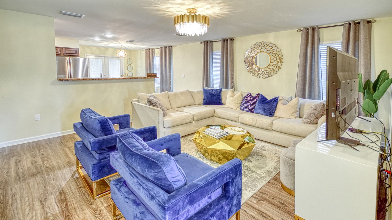 Photo of Livingroom in Tallahassee