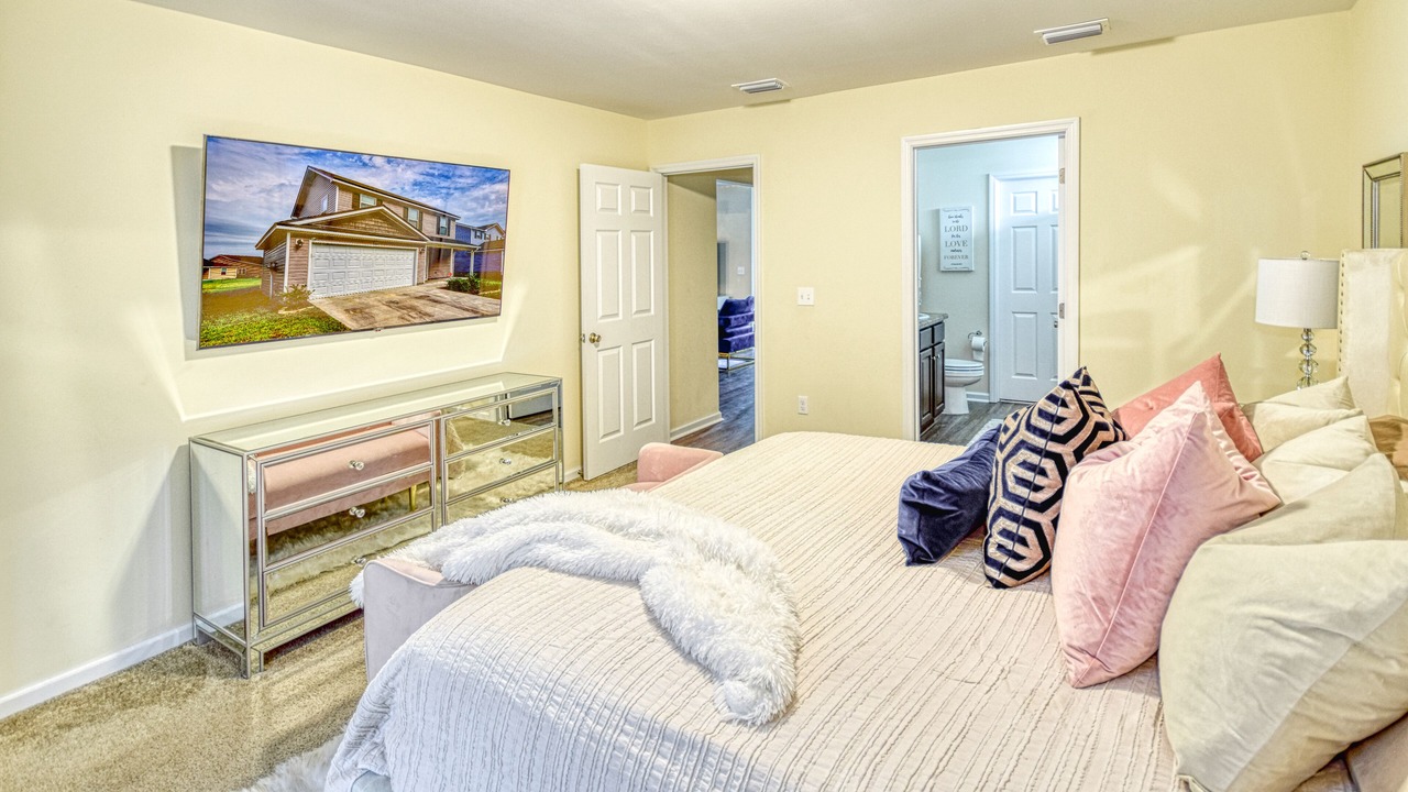 Photo of Bedroom in Tallahassee
