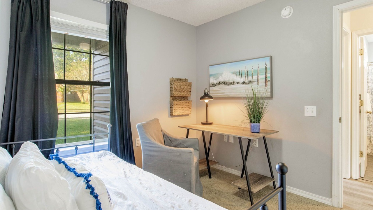 Photo of Bedroom in Ferry Pass