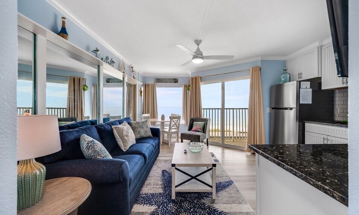 Photo of Livingroom in Belleair Beach