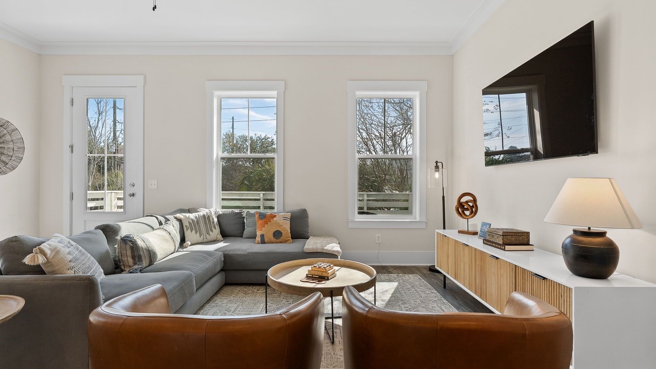 Photo of Livingroom in Mount Pleasant