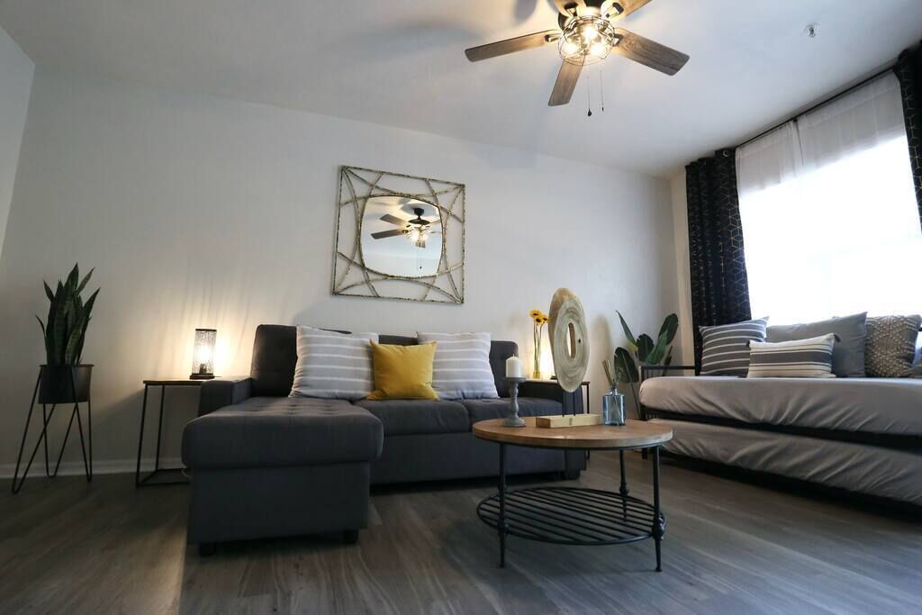 Photo of Livingroom in Gainesville