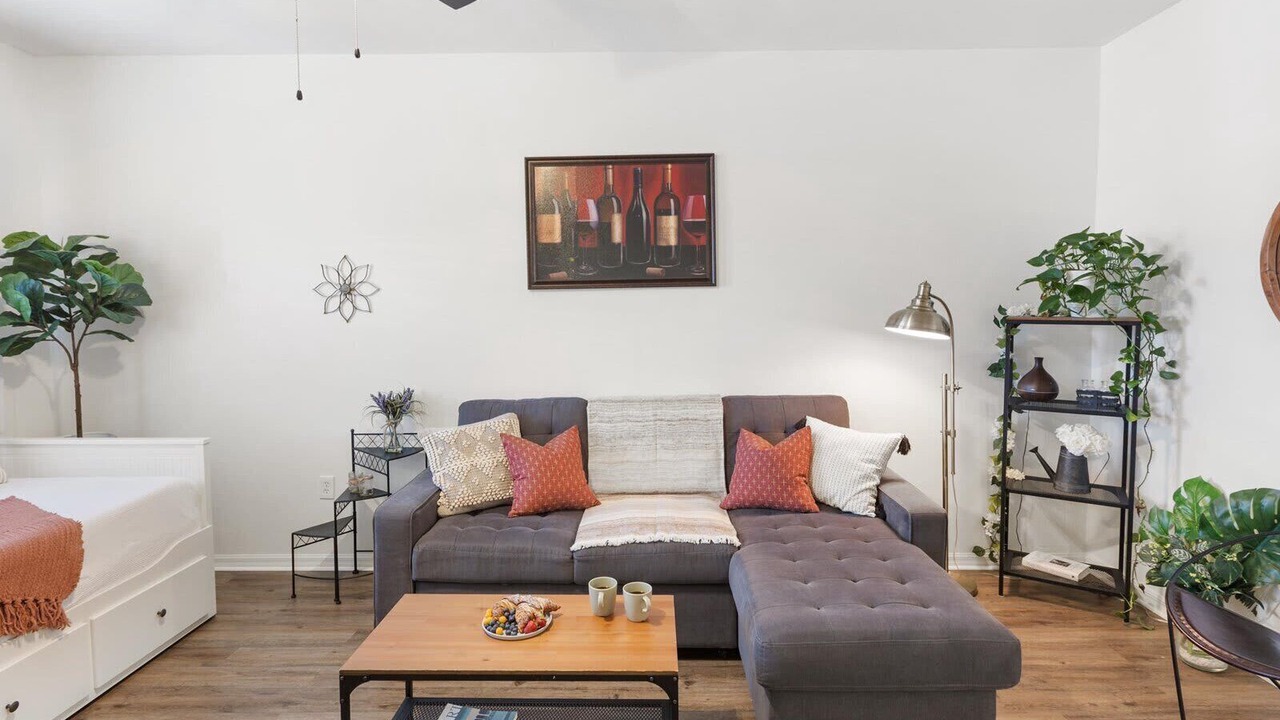 Photo of Livingroom in Gainesville