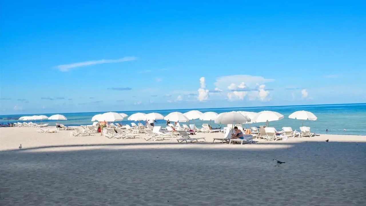 Photo of Others in Sunny Isles Beach