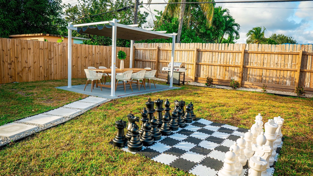 Photo of Others in Golden Glades