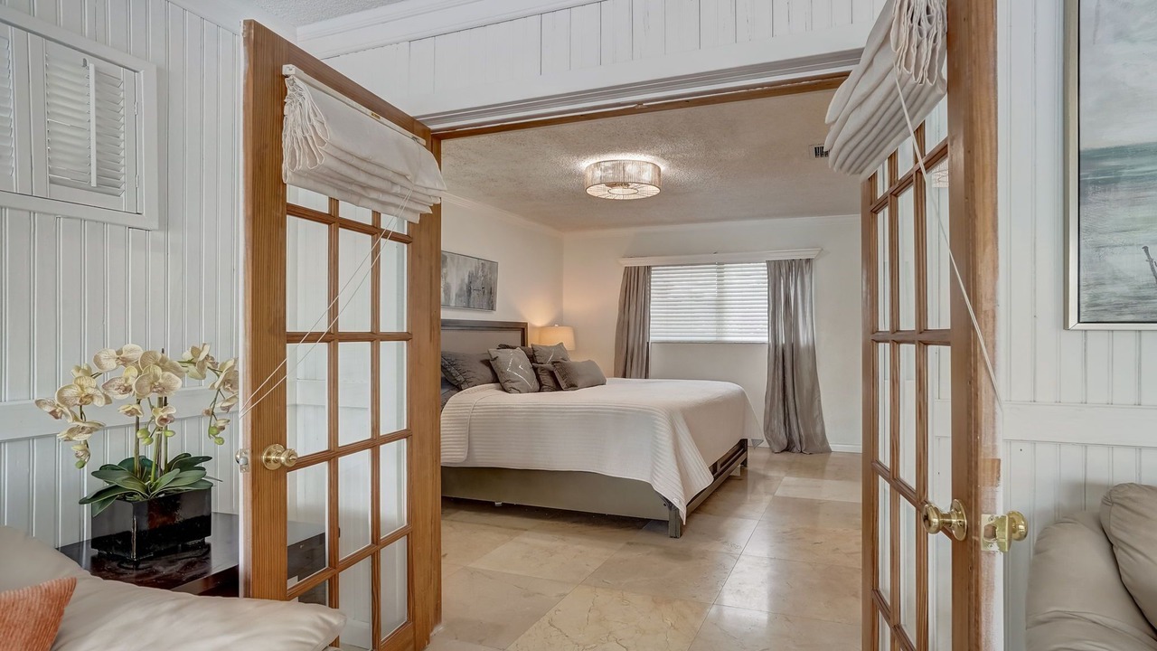 Photo of Bedroom in Cypress Lakes