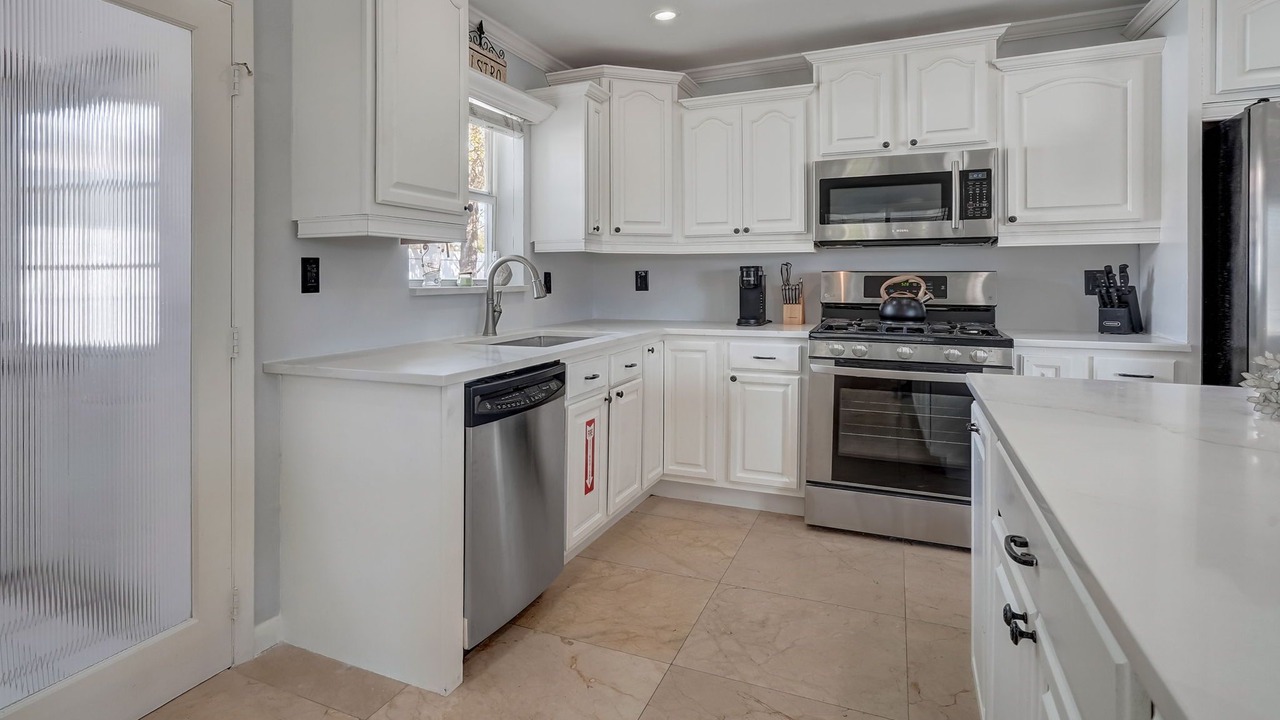 Photo of Kitchen in Cypress Lakes
