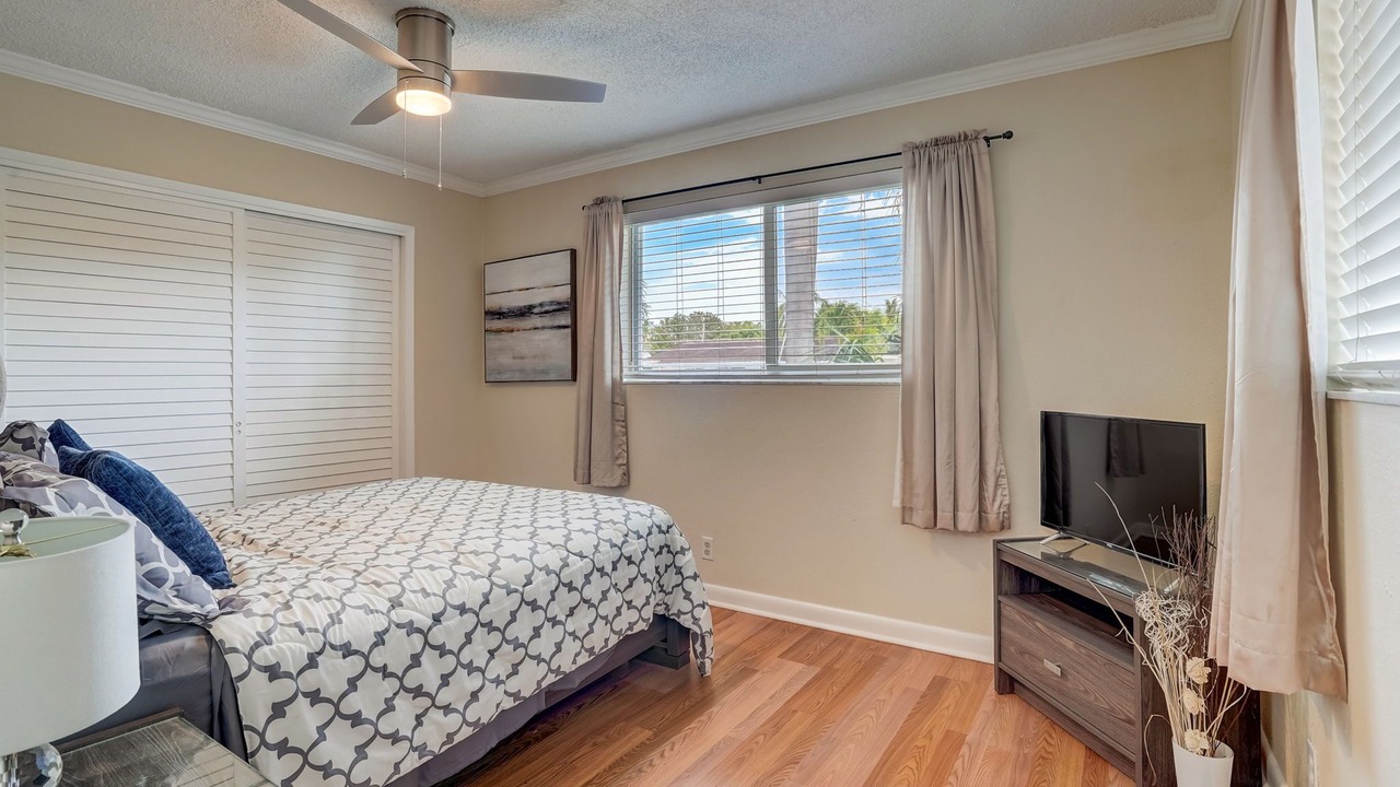 Photo of Bedroom in Cypress Lakes