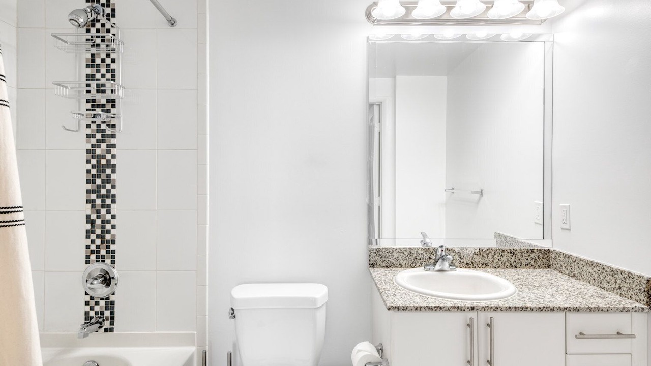 Photo of Bathroom in West Little Havana