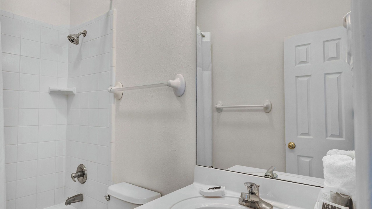 Photo of Bathroom in East End