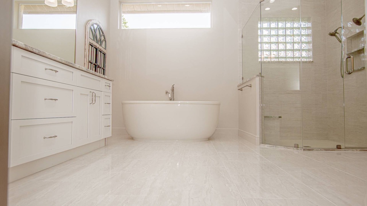 Photo of Bathroom in Fairway Village