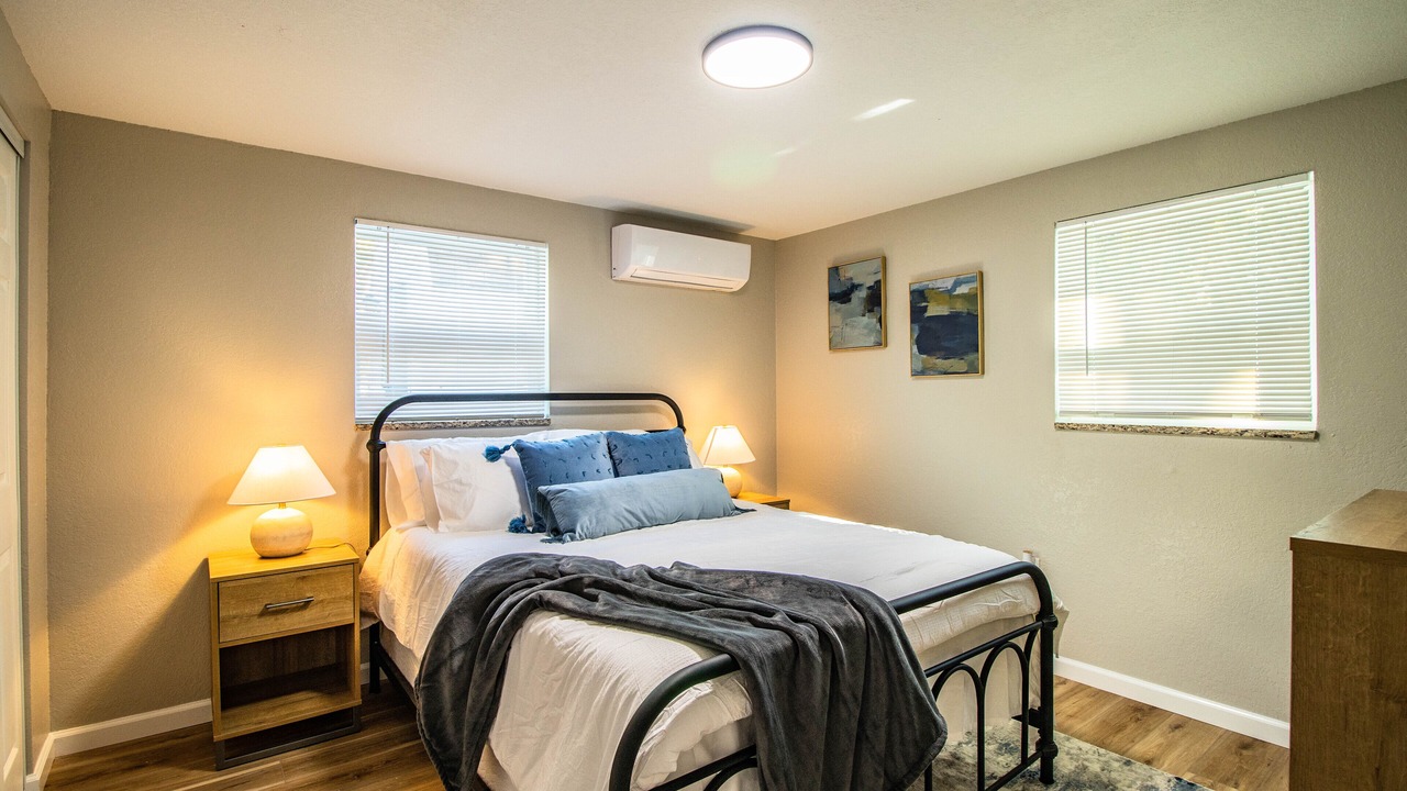 Photo of Bedroom in Dixieland