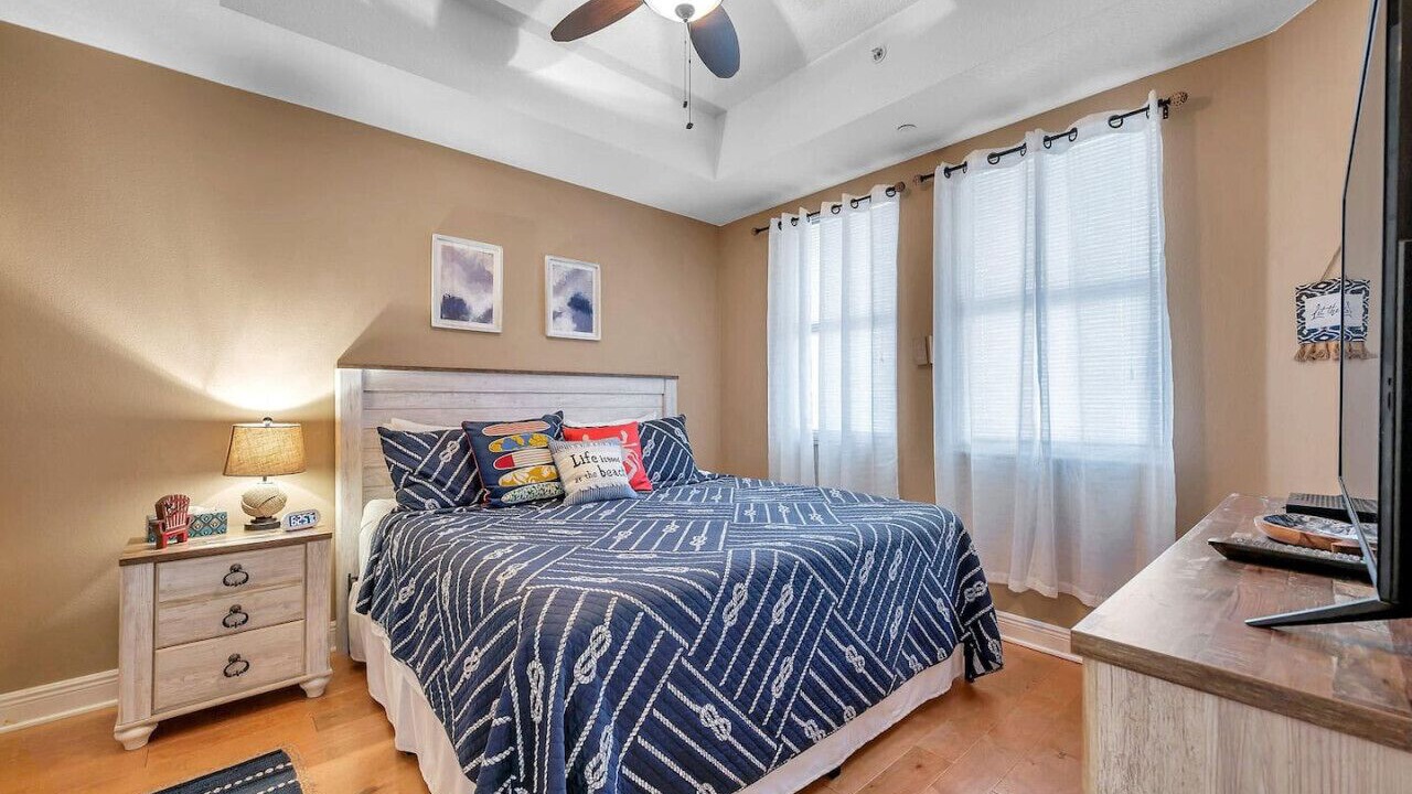 Photo of Bedroom in Redington Shores