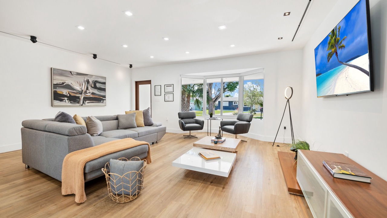 Photo of Livingroom in Cutler Bay