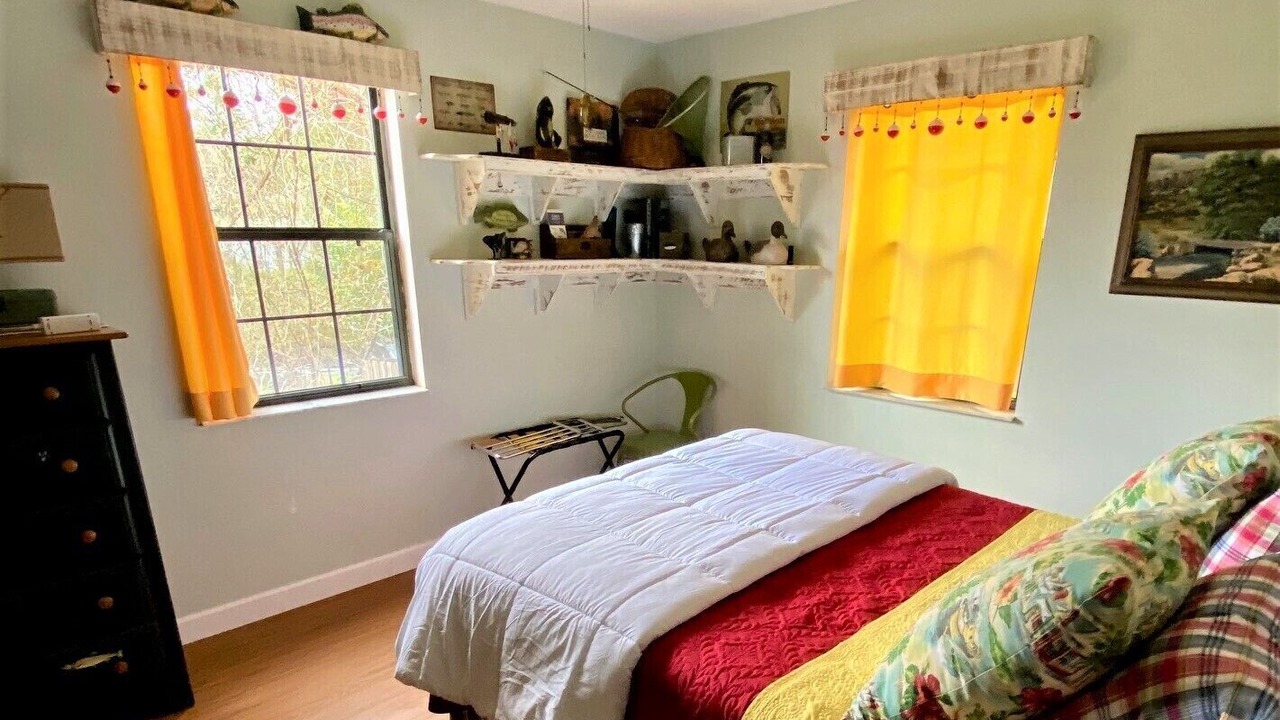 Photo of Bedroom in Telogia