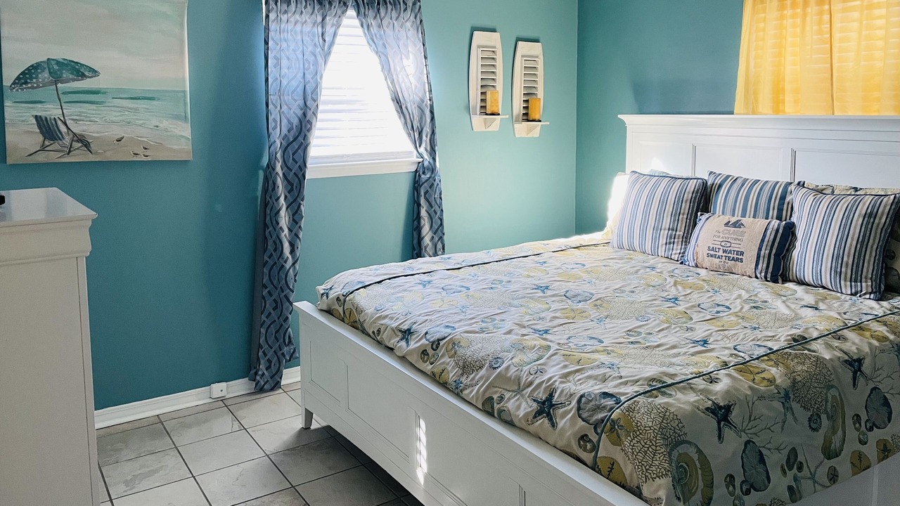 Photo of Bedroom in Kiska Beach