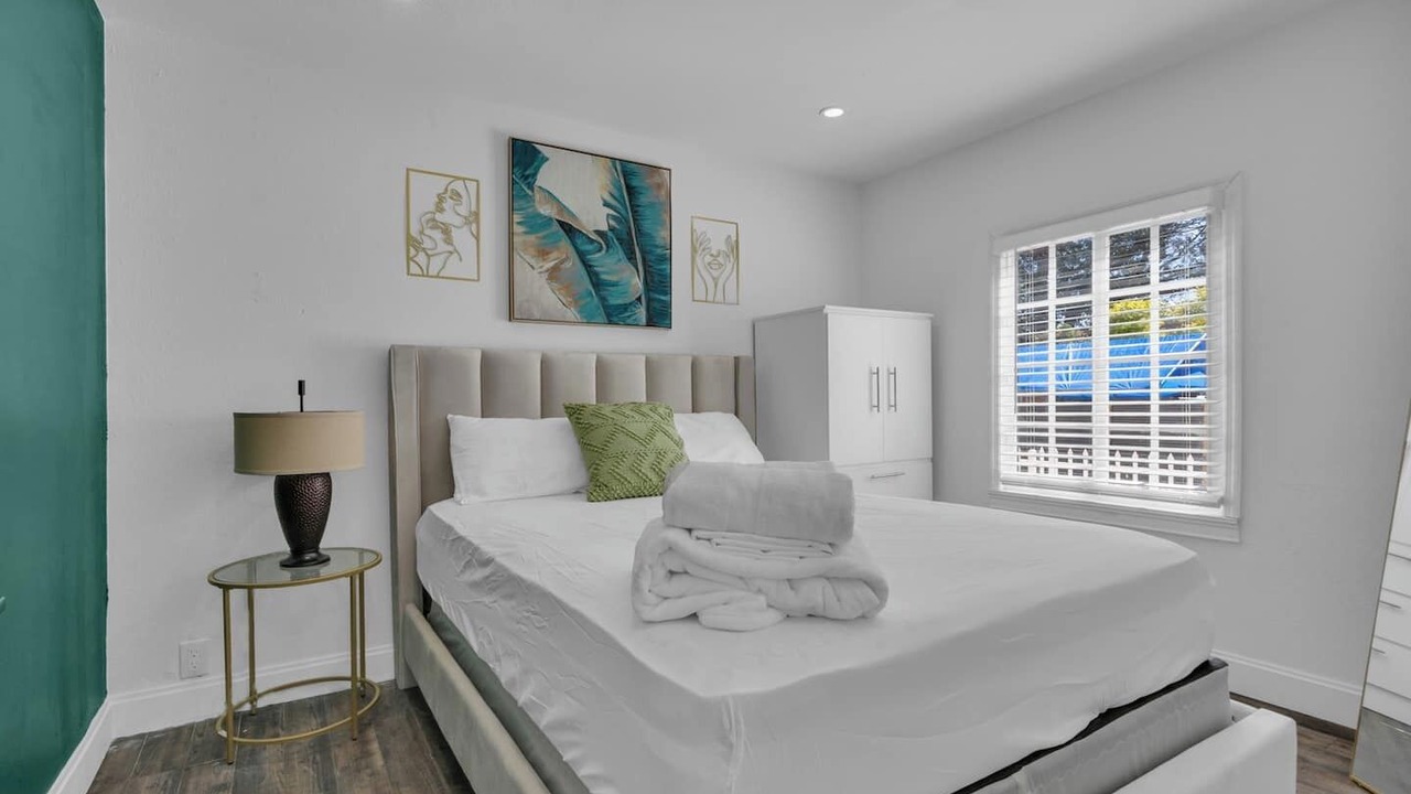 Photo of Bedroom in Allapattah