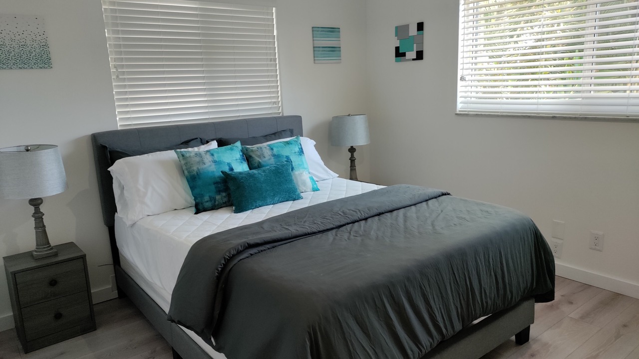 Photo of Bedroom in Parrot Cove