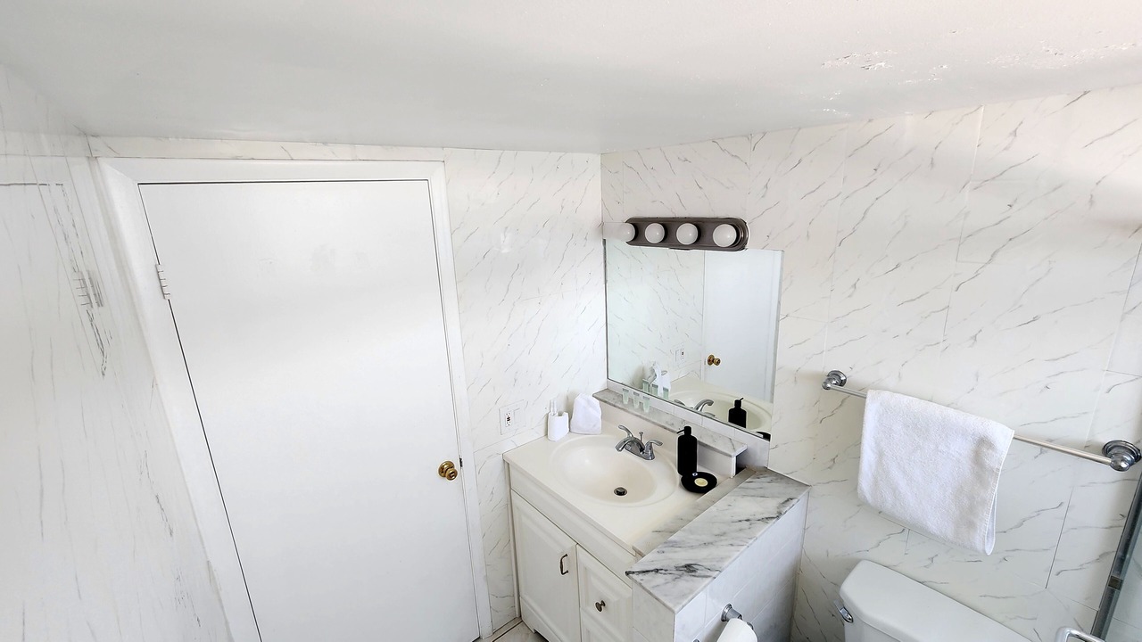 Photo of Bathroom in North Bay Village