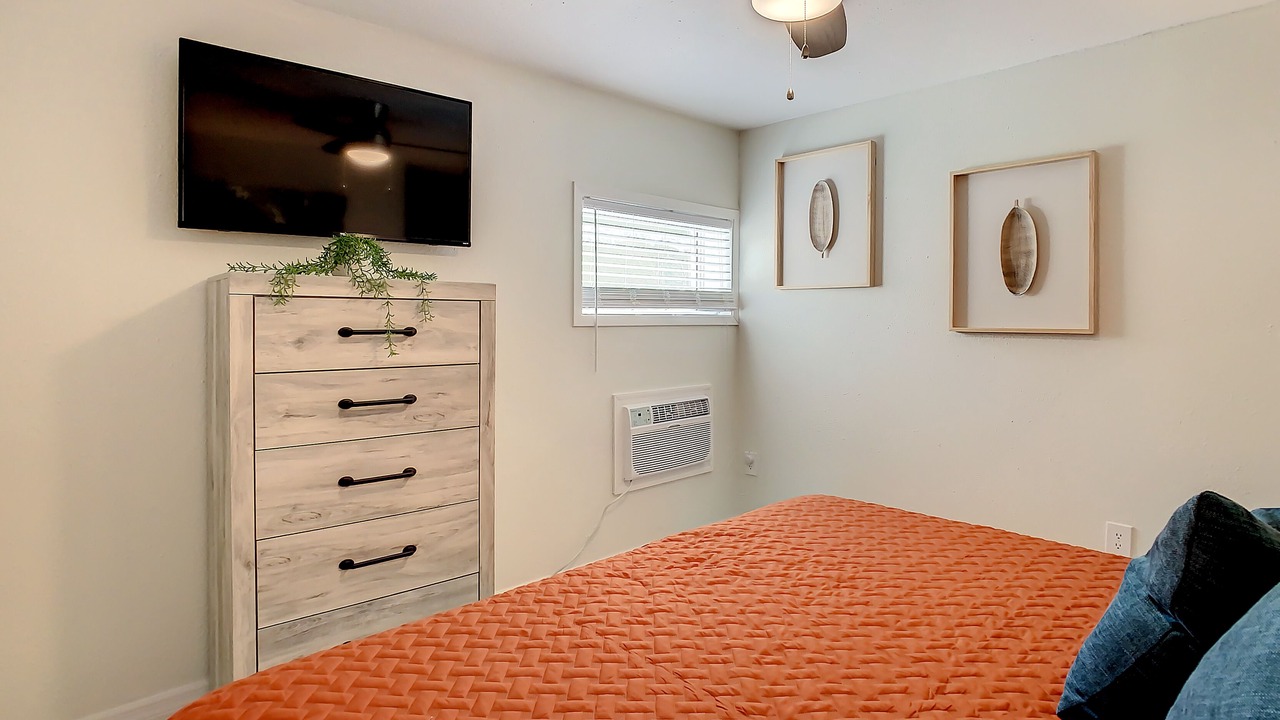 Photo of Bedroom in Historic Uptown