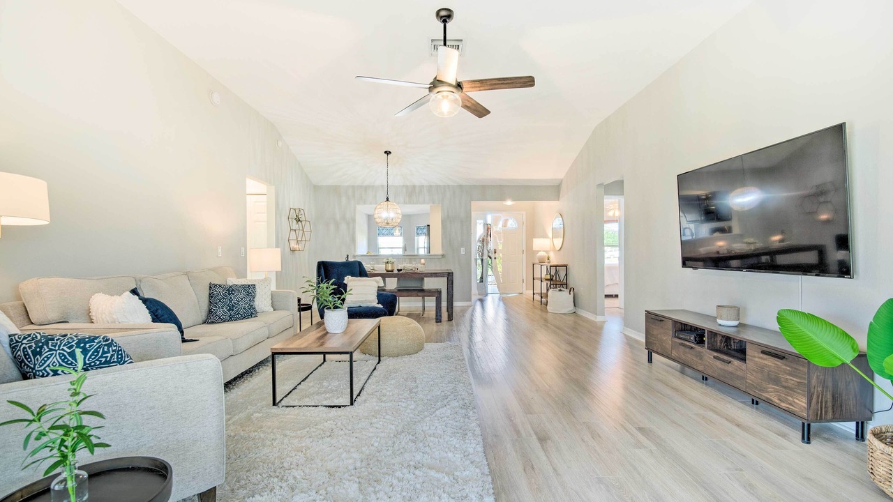 Photo of Livingroom in Winifred