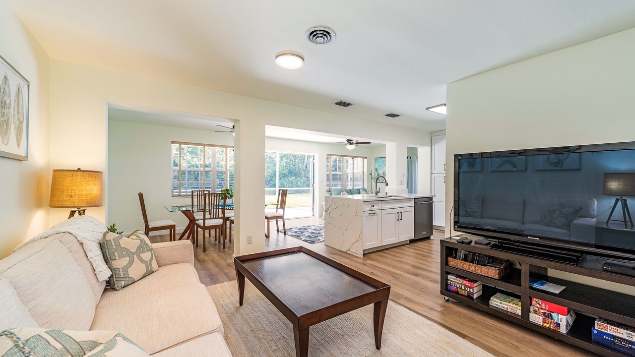 Photo of Livingroom in Coquina Sands