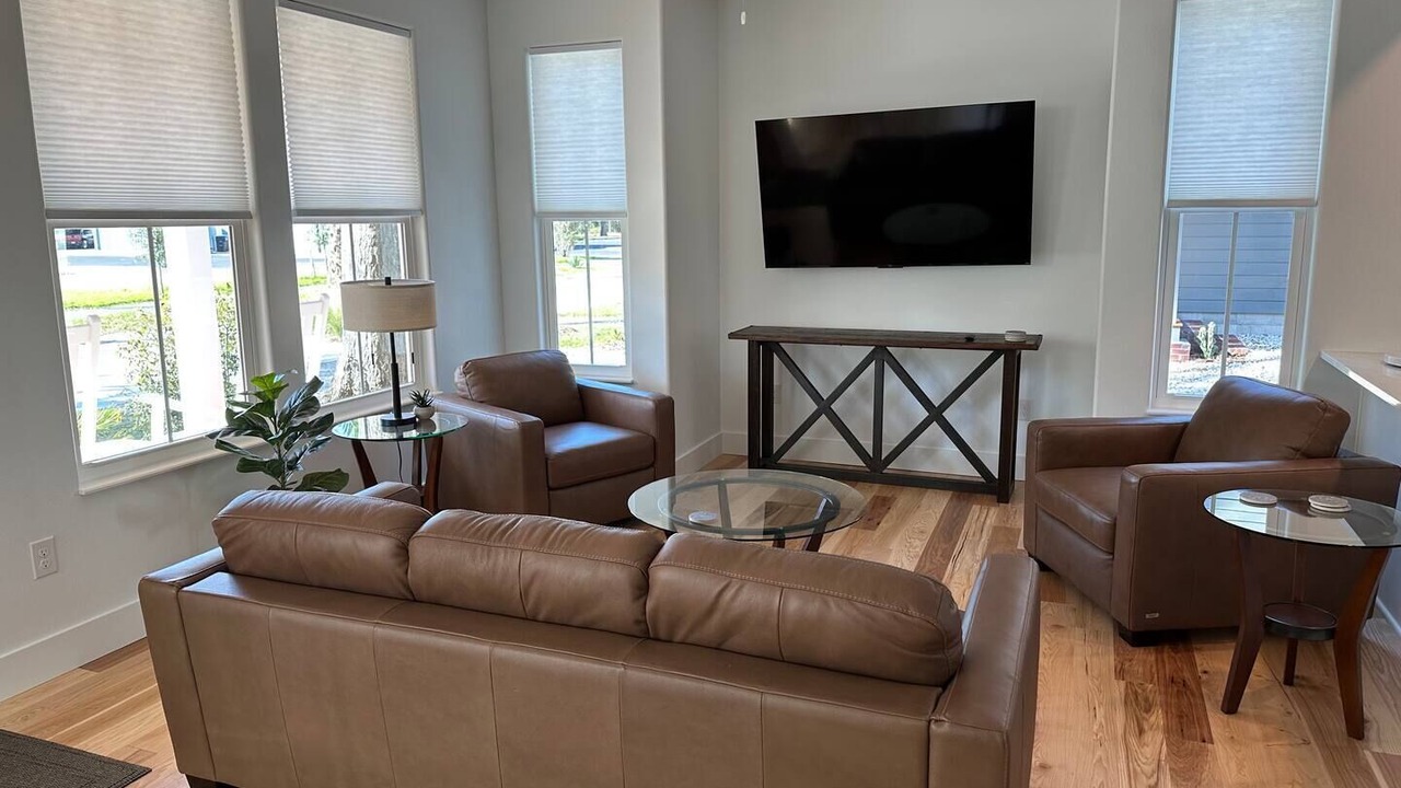 Photo of Livingroom in Gainesville