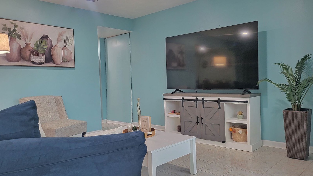 Photo of Livingroom in Brandon