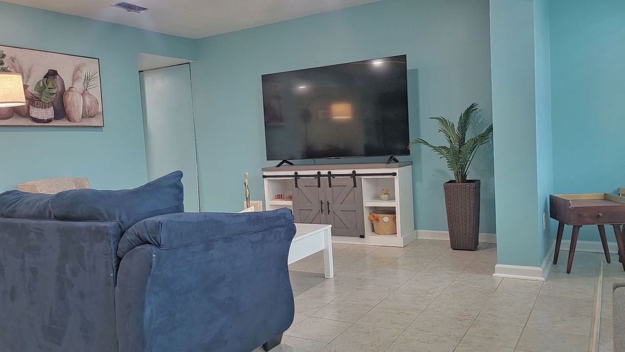 Photo of Livingroom in Brandon