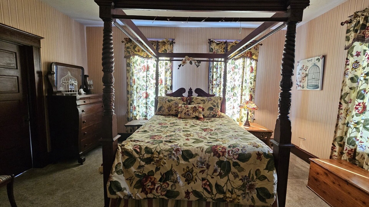 Photo of Bedroom in Springfield