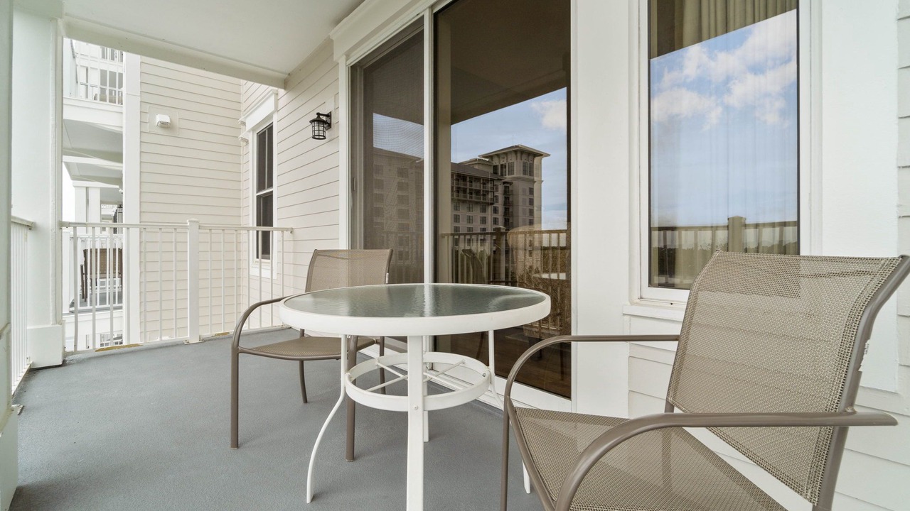 Photo of Patio Balcony in Baytowne Wharf