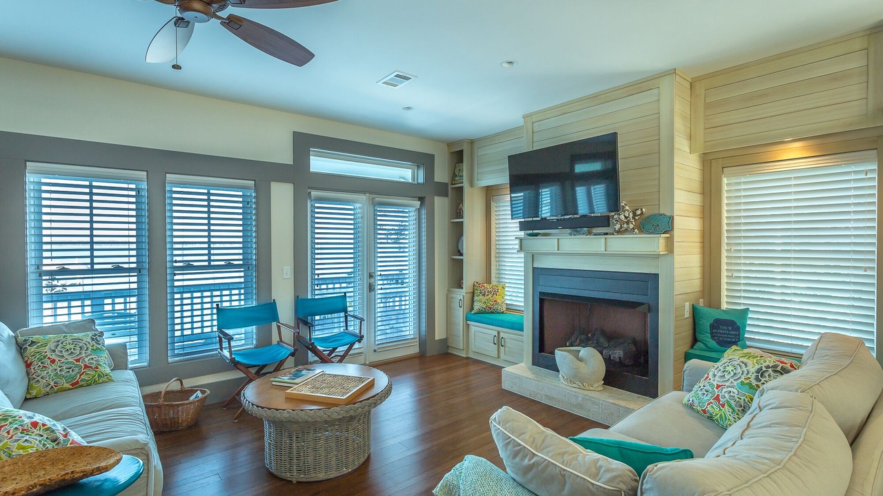 Photo of Livingroom in Alligator Point